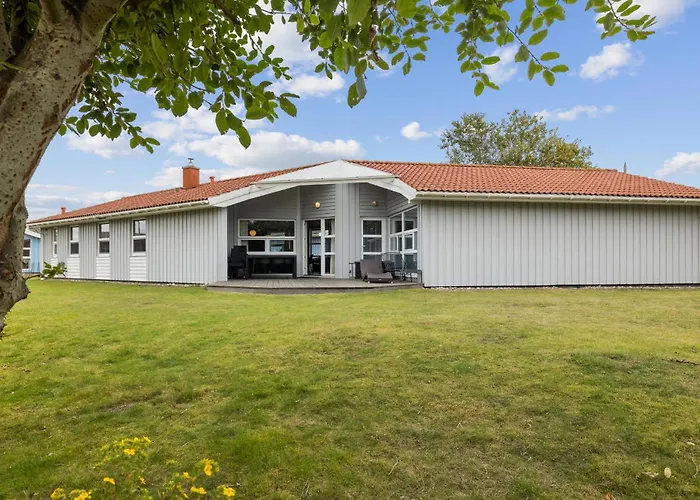 Semesterbostad Strandblick 30 *